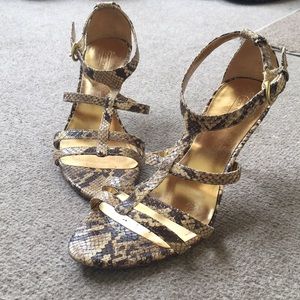 Vintage Coach snakeskin heels